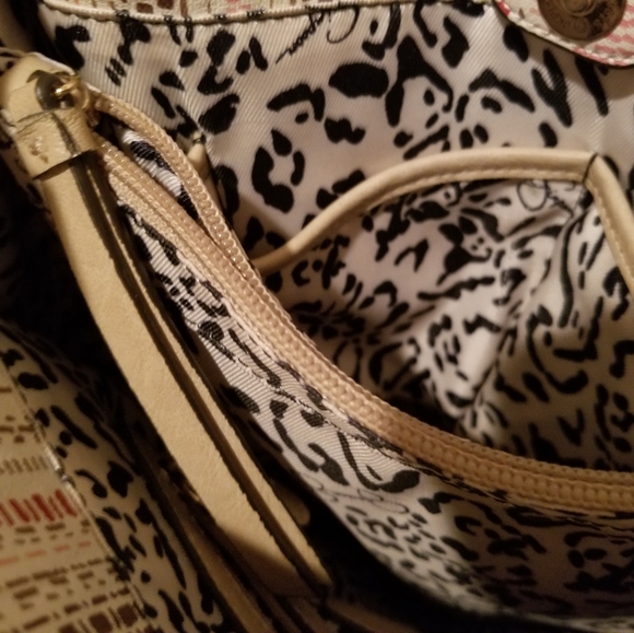 Jessica Simpson Shoulder Purse - Picture 6 of 6